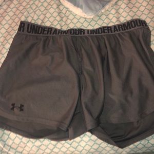 under armour running gray shorts